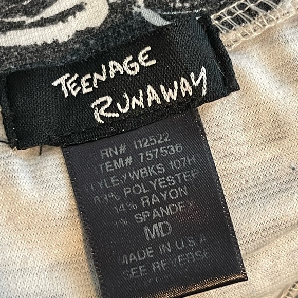 Edgy Black and White Skull Print Mini Skirt - Picture 3 of 3